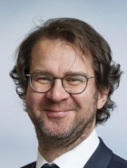 Dr. Tobias Wiesner