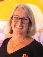 Dr. Martina Lange